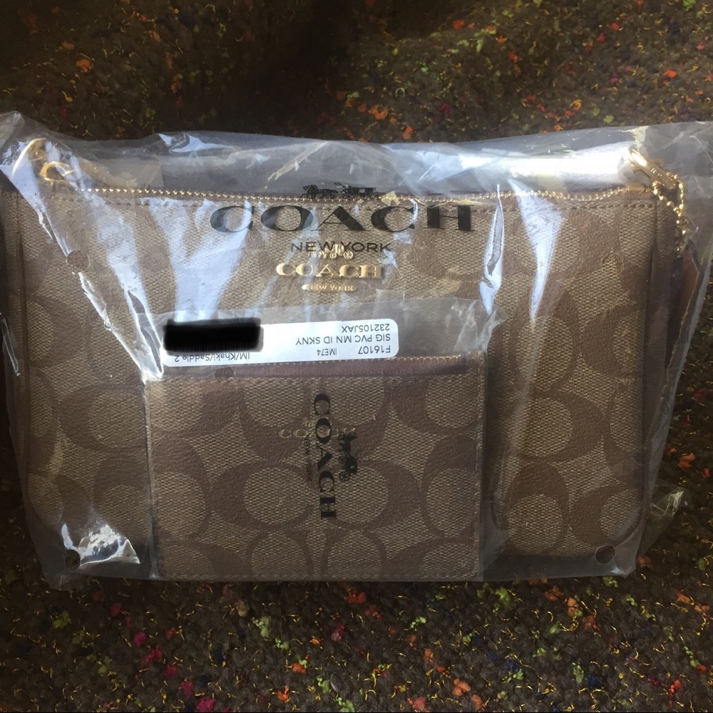 *NEW* Coach Top Handle Pouch W/Matching ID Case